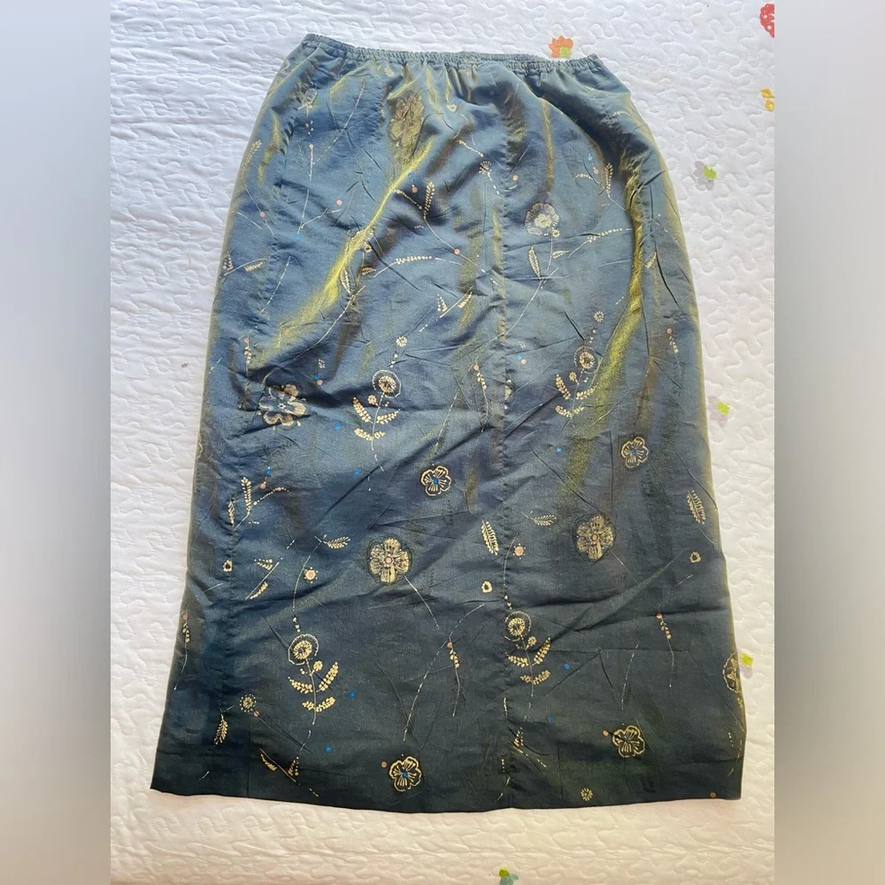 Vintage OILILY iridescent floral a-line midi skirt size/M - Picture 9 of 9